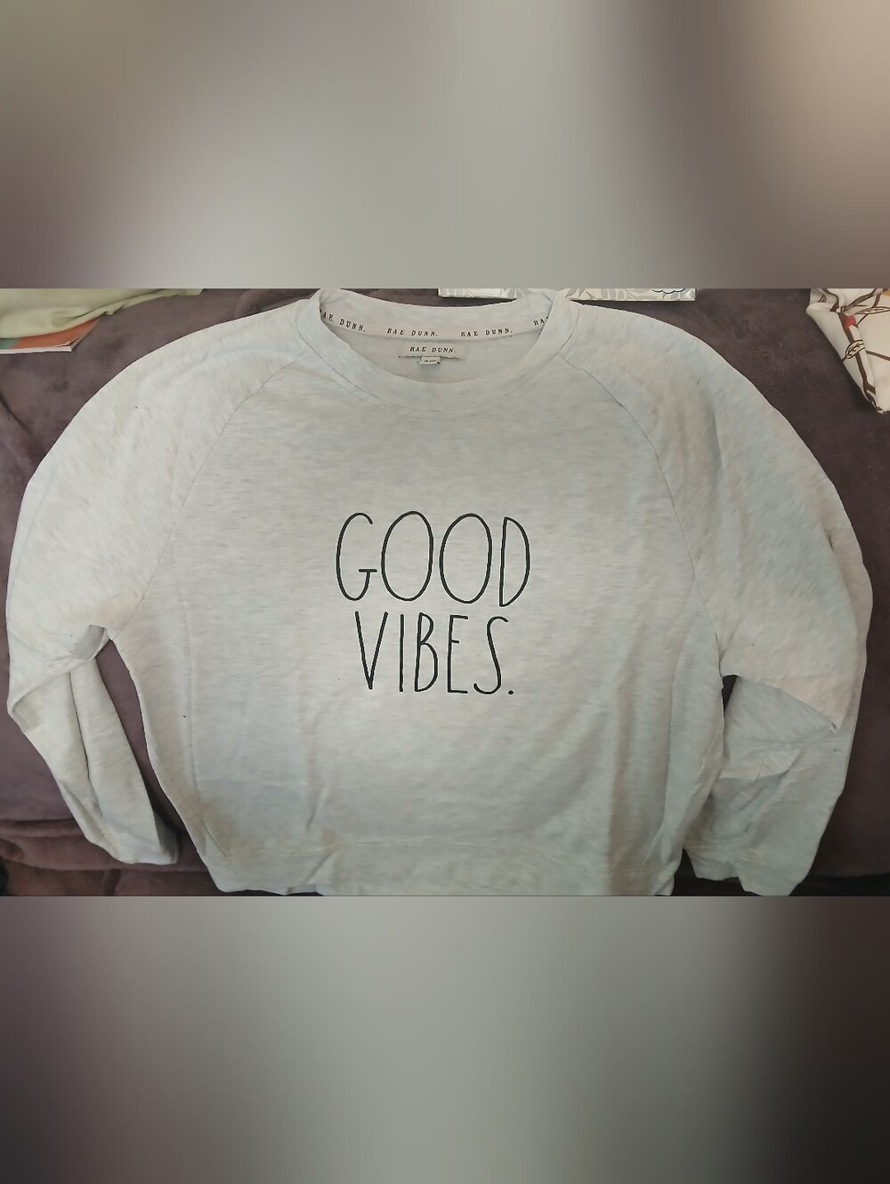 🍁Rae Dunn Light Gray & Black "GOOD VIBES." Sweatshirt